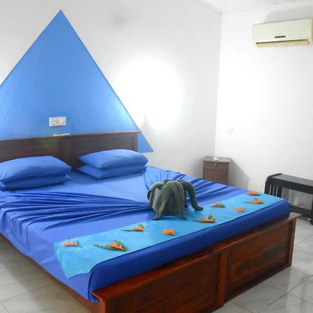 Aqua Pearl Bolgoda Lake Hotel Panadura Bagian luar foto