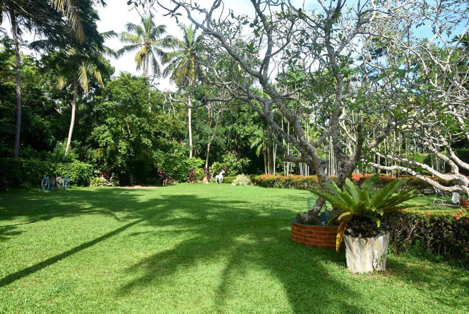 Aqua Pearl Bolgoda Lake Hotel Panadura Bagian luar foto